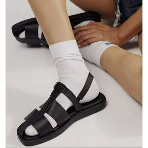 Free People Flora Black Leather Fisherman Sandals Size 11 NEW